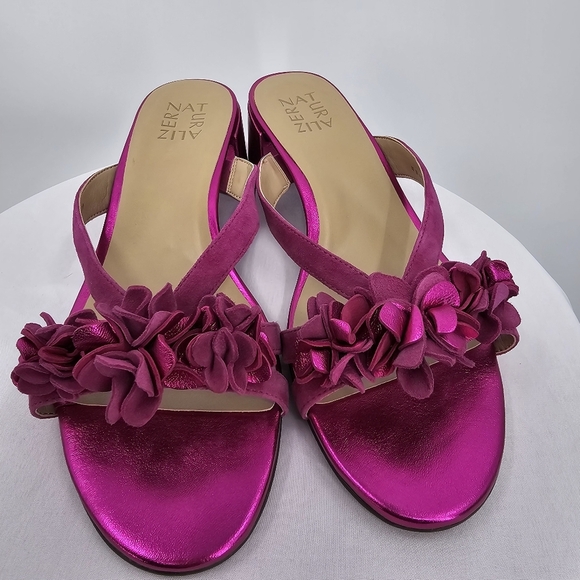 NEW Naturalizer Pink Floral Sandals - Picture 5 of 8